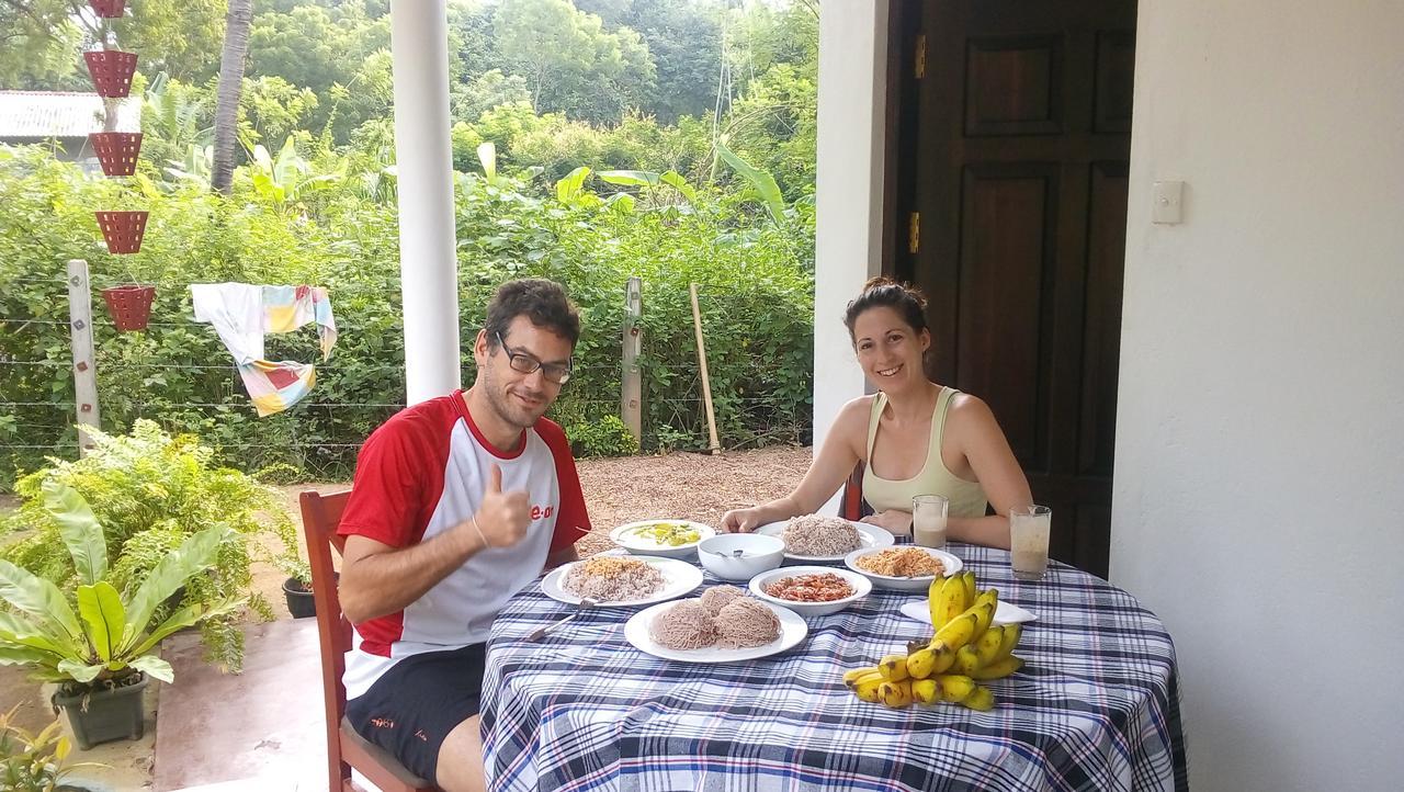 タンガラ Eco Nest Marakolliya Bed & Breakfast エクステリア 写真